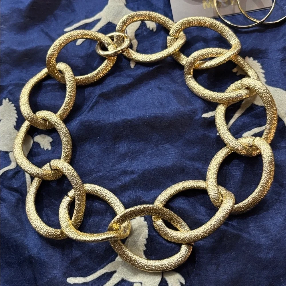 Brand New Gold Tone Textured Chunky Link Chain Necklace & Hoop Earrings Set